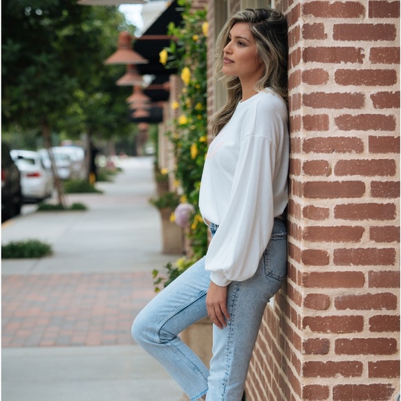 Life Is Beautiful Sweater 💕 - Picture 3 of 4